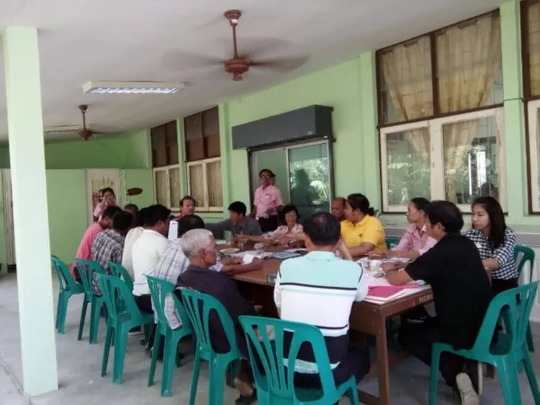 อำเภอบ้านลาด จังหวัดเพชรบุรี จัดประชุมขับเคลื่อนงานส่งเสริมการเกษตรรูปแบบแปลงใหญ่เพื่อแก้ปัญหาการเกษตร