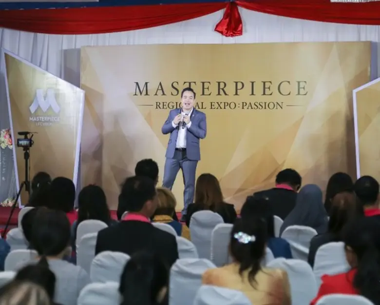 ยอดพุ่ง 1,300 ล้าน ในปี 2561 บ. มาสเตอร์พีซ ไลฟ์ วิชั่น ส่งต่อผลิตภัณฑ์ใหม่มาแรง ADALINA สู่ภาคอีสานจัดงาน Masterpiece Regional EXPO : PASSION อุดรธานี 2017