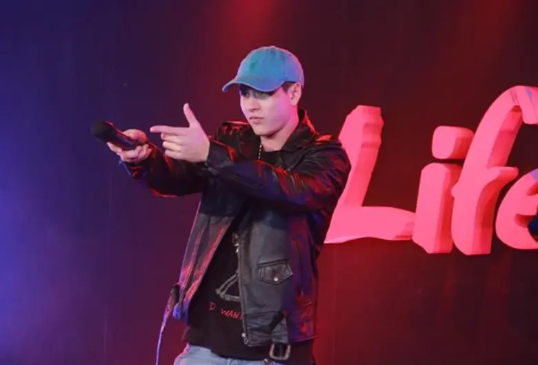 ทีวีไกด์: รายการ “Life.beats (ไลฟ์ บีทส)” “กวินท์ ดูวาล” เผย... ไม่กลัว เจ๊ง!! ออกซิงเกิ้ลเดี่ยวครั้งแรกในชีวิต กลางรายการ Life.beats By GMM BRAVO