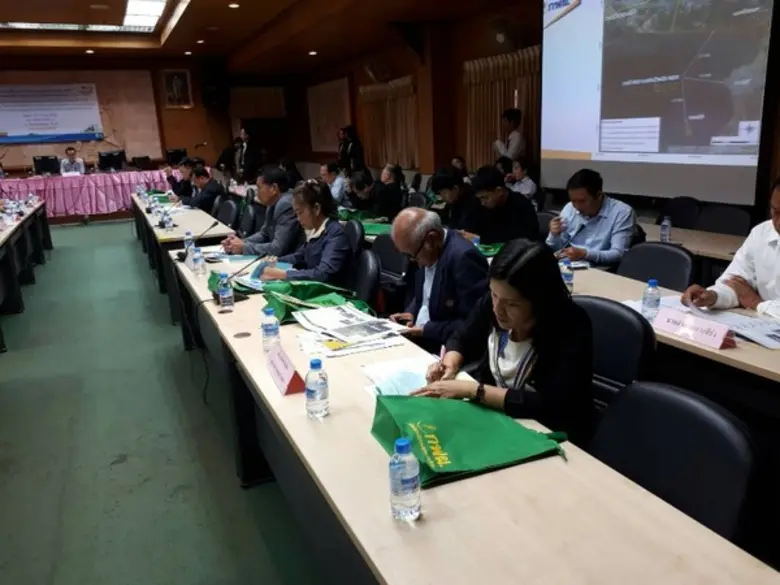 กอ.รมน.จังหวัด ช.บ. ร่วมรับฟังสำหรับการประชุมชี้แจงและรับฟังความคิดเห็นของประชาชนครั้งที่ 1 ต่อขอบเขตและแนวทางการศึกษาผลกระทบสิ่งแวดล้อม โครงการสถานีเก็บรักษาและแปรสภาพก๊าซธรรมชาติจากของเหลว เป็นก๊าซแบบลอยน้ำ(FSRU) พื้นที่อ่าวไทยตอนบน