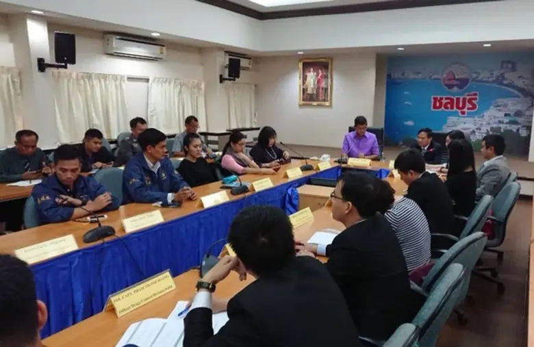 กอ.รมน.จังหวัด ช.บ. ให้การต้อนรับ? รองผู้อำนวยการ? ป.ป.ส.เวียดนาม? หัวหน้าคณะ และคณะเจ้าหน้าที่จากประเทศเวียดนาม? ที่มาศึกษาดูงานระบบการเก็บรวบรวมข้อมูลผู้ใช้ยาเสพติดและผู้รับการบำบัดรักษายาเสพติดและการรณรงค์สร้างจิตสำนึกด้านยาเสพติด