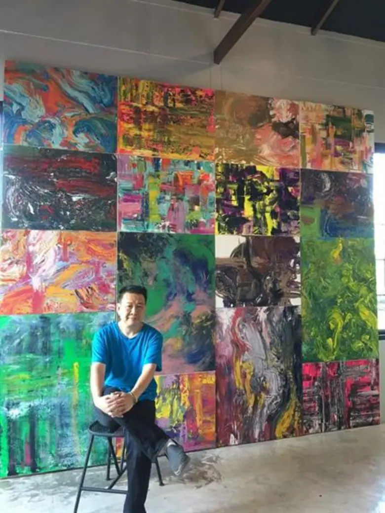 อลงกรณ์ หล่อวัฒนา กับผลงาน รูปธรรม นามธรรม