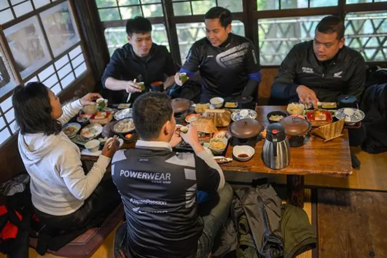 “Honda Bigbike” พาตะลุยทริปสุดฟินแดนอาทิตย์อุทัย ในแคมเปญ “Honda BigBike Riding Passion Campaign มี Passion มันส์ต้องออกไป”