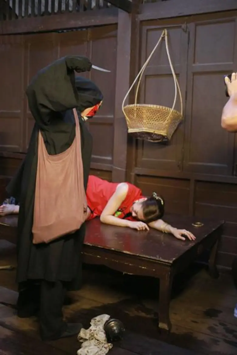 “ปูเป้” เสี่ยงตายช่วยชีวิต “แป้ง” ใน “เรือนเบญจพิษ”