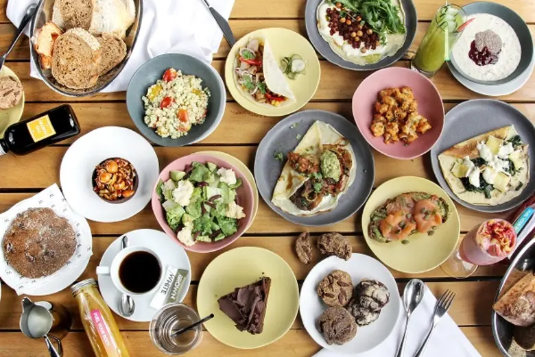 กลับมาอีกครั้งกับบรั้นช์สุดฮิต 'เลซี่ ซัน...