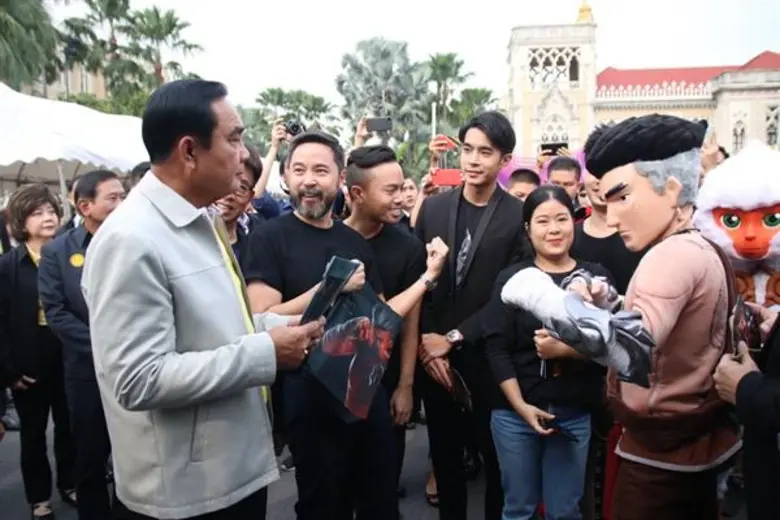 "9 ศาสตรา” หนังแอ็คชั่นยอดเยี่ยม ตอบรับไทยแลนด์ 4.0  นายกฯ ชม ฝืมือคนไทยเก่งและดี!