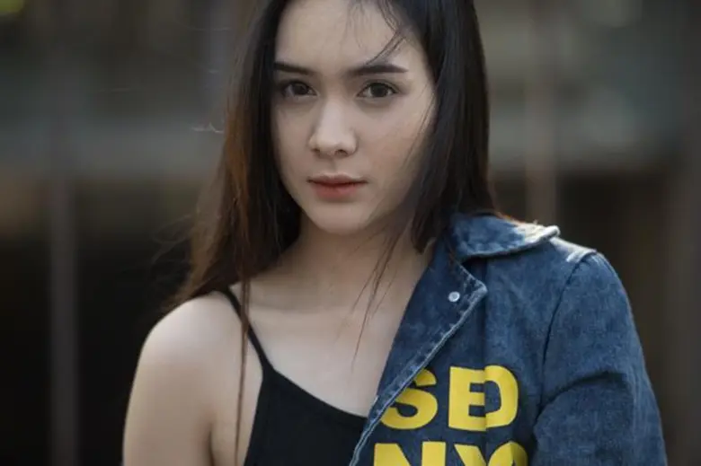 เพลง-อาร์สยามปี๊ดแตก โดนตราหน้าผู้หญิงขายตัว