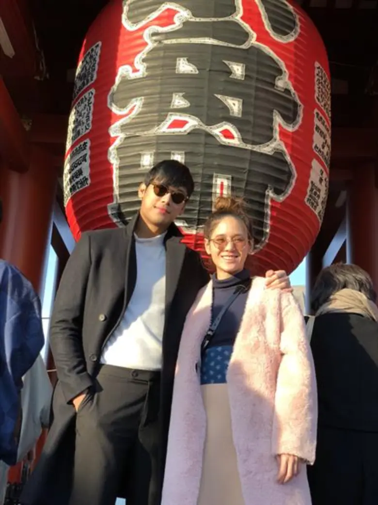 “บอส พุทธิพงษ์” ควง “จิ๊บ ปกฉัตร” เปิดตัวว่าที่ลูกสะใภ้! เที่ยวญี่ปุ่นกับครอบครัว