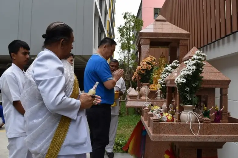 เดอะคิวบ์ นวมินทร์-รามอินทรา อัญเชิญท้าวมหาพรหมประดิษฐานภายในโครงการ