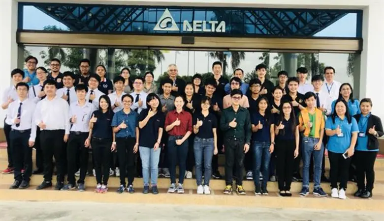 เดลต้าฯ จัดเสวนาและต้อนรับ ?สนง.การศึกษาสำหรับผู้มีความสามารถพิเศษ มจธ. เยี่ยมชมนวัตกรรมยานยนต์ไฟฟ้า และการจัดการอาคารเขียว