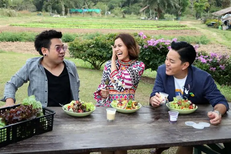 ทีวีไกด์: รายการ “ตลาดเด็ดประเทศไทย” เหลือเชื่อ ปาฏิหาริย์มีจริง!!! “จุ๊บจิ๊บ เชิญยิ้ม” เจอพ่อที่พลัดพราก ในรายการ “ตลาดเด็ดประเทศไทย”