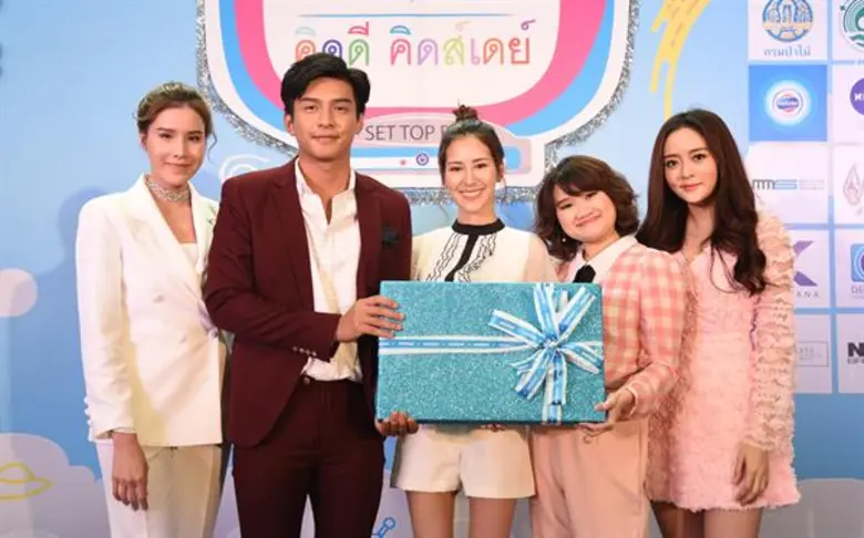 แก้มบุ๋ม-ปรียาดา สิทธาไชย, มิ้งค์-ยูมิโกะ...