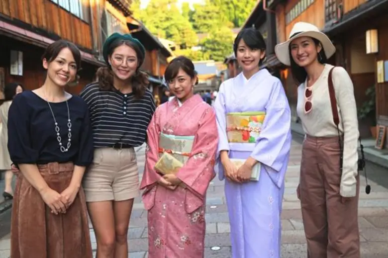 มิว ลักษณ์นารา และ อาย กมลเนตร ฉ่ำปอดไปกั...