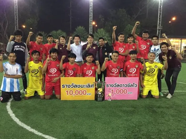 ทีมซีเกทโคราช คว้าแชมป์การแข่งขันฟุตบอล 6...