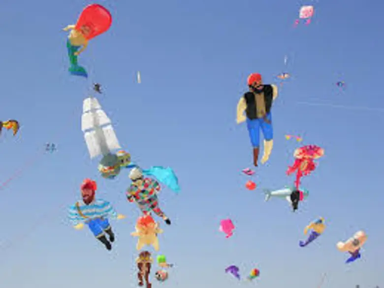 เทศกาลว่าวแห่งอีสานและว่าวนานาชาติ