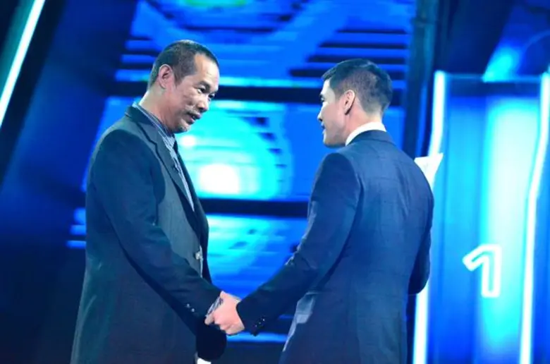 ทีวีไกด์: รายการ “The Wall กำแพงพลิกชีวิต” “ครูเอ๋-ทิพย์” ลุ้นเงินล้านจาก “The Wall” ต่อยอดสร้างโต๊ะให้นักเรียนยากไร้