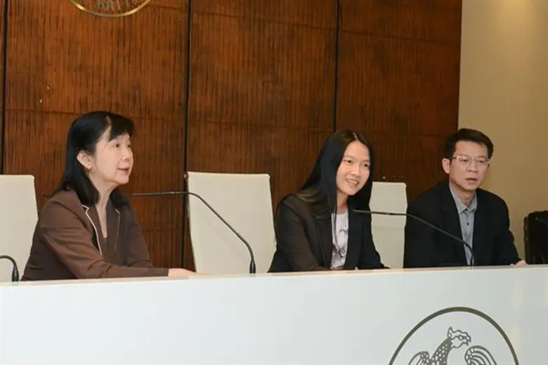 นางสาวกุลยา ตันติเตมิท ผู้ตรวจราชการกระทร...