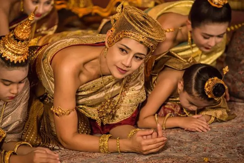 “ศรีอโยธยา”ปลุกกระแสรักชาติ,ศาสน์,กษัตริย์ โชว์ฉากอลังการสถาปนาองค์มหาอุปราช