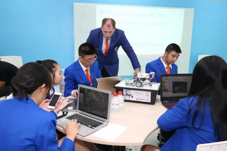 สถาบันเทคโนโลยีพระจอมเกล้าเจ้าคุณทหารลาดก...