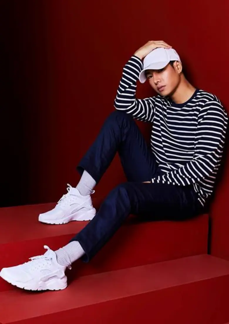 เจ้าข้าเอ้ย! ล้อมวงมาฟังกันทางนี้ บรรดาน้...