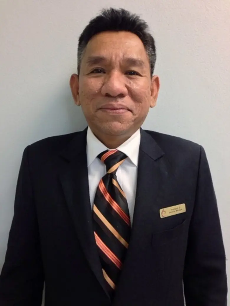 มร. โรเบิร์ต เมาเรอร์ เลิฟเลอร์ ผู้อำนวยก...