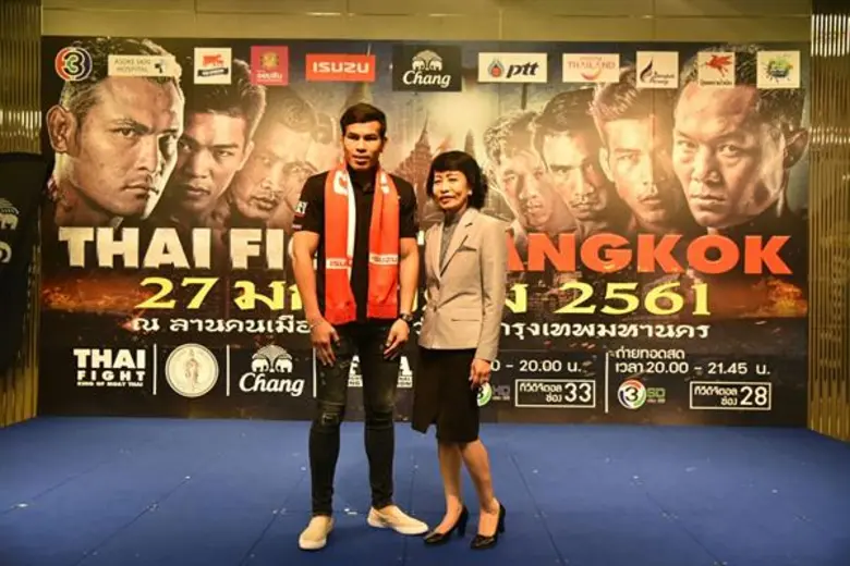 อีซูซุ ร่วมกับ ไทยไฟท์ แถลงข่าวความพร้อมจ...