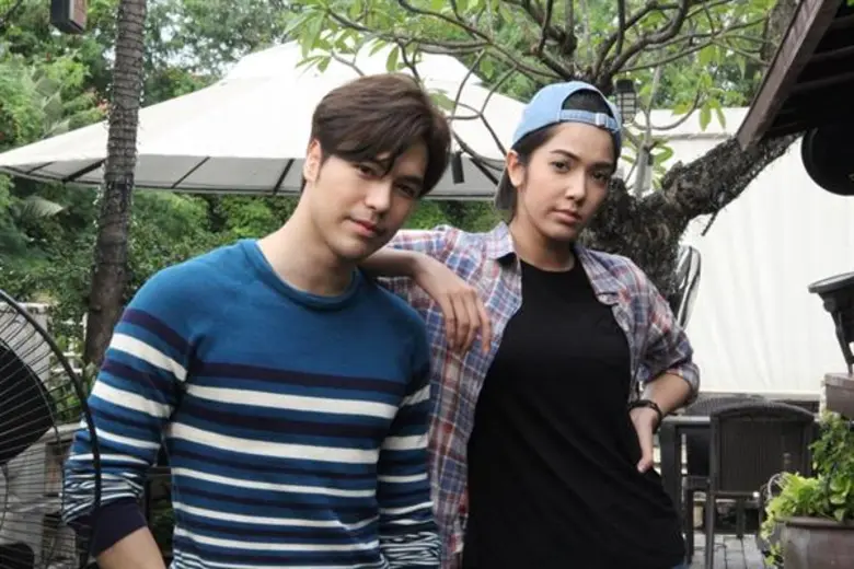 เกรซ พัชร์สิตา ปล่อยหมัดเด็ด!!! แม็ค วีรคณิศร์ หน้าหงาย แต่ไม่วายแอบปลื้มในละคร “แม่สื่อจอมป่วน”