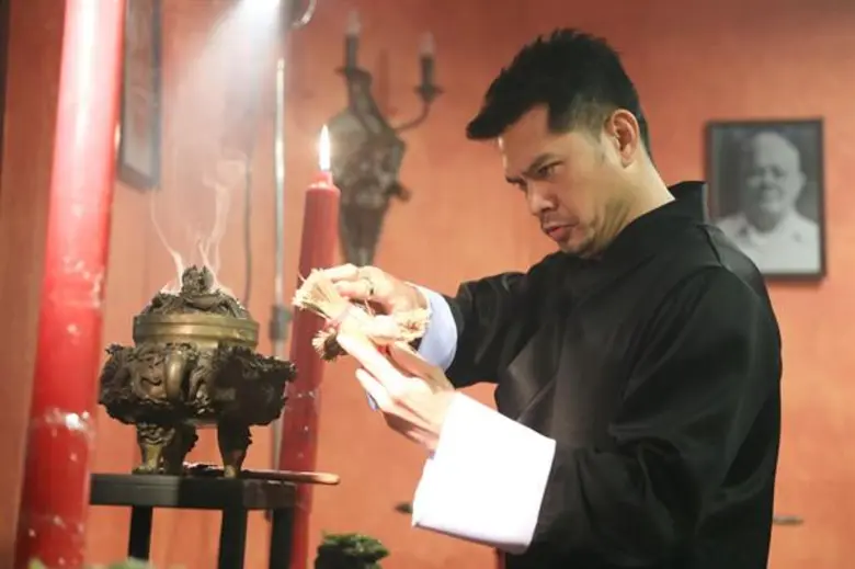 เรื่องย่อ: เงินปากผี