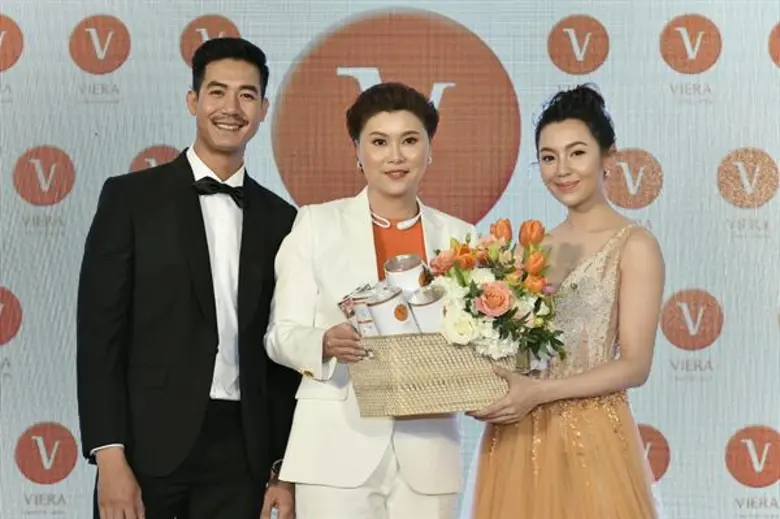“เวียร์-เบลล่า”จับคู่พรีเซ็นเตอร์ VIERA I AM COLLAGEN