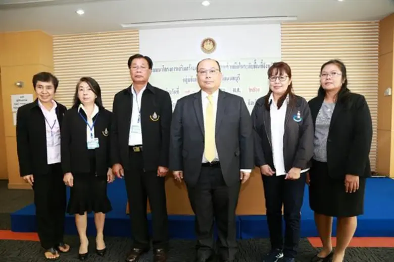 นายอนวัช สุวรรณเดช รองอธิบดีกรมโยธาธิการแ...