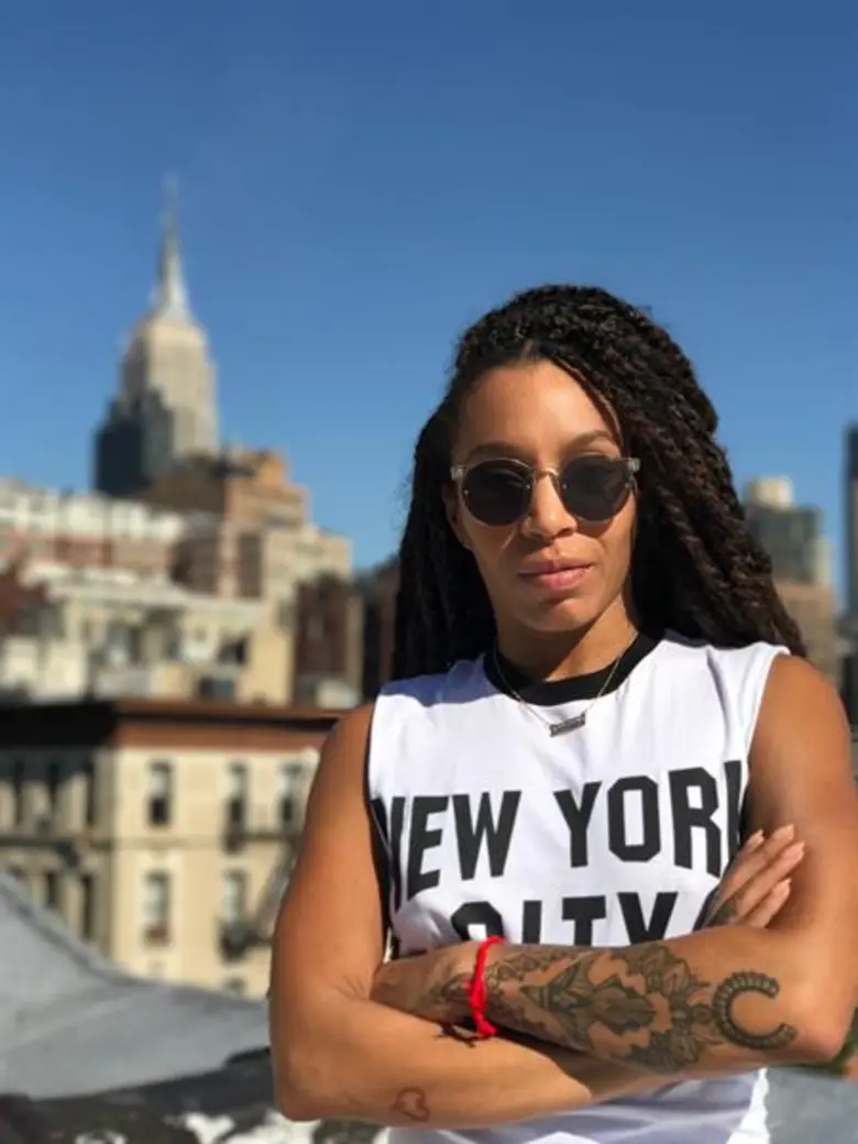 คุณเบญจพร การุณกรสกุล กรรมการผู้จัดการและ...