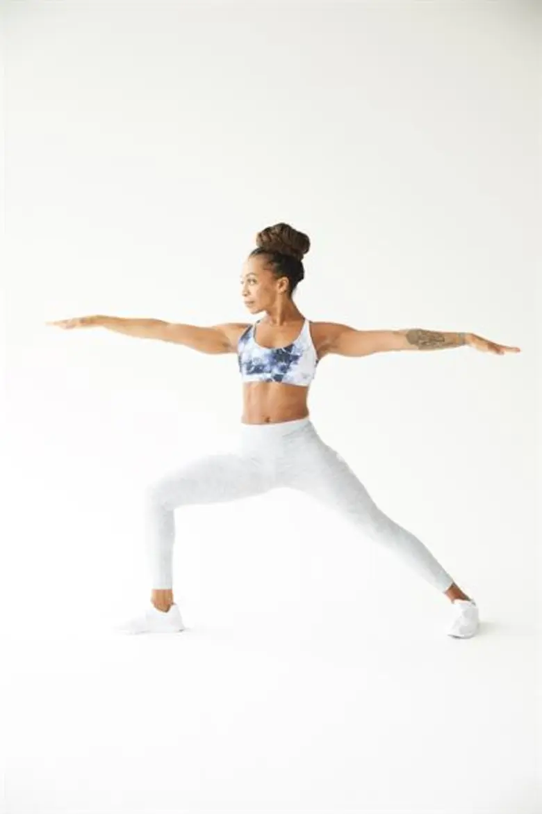 คุณเบญจพร การุณกรสกุล กรรมการผู้จัดการและผู้ก่อตั้ง ABSOLUTE YOUตอกย้ำความเป็นผู้นำเทรนด์สุขภาพและแอคทีฟไลฟ์สไตล์ ขอเชิญร่วมสัมผัสประสบการณ์ Rhythm Cycling สุดมันส์ กับ “ABSOLUTE CYCLE - The Rhythm Of Life”