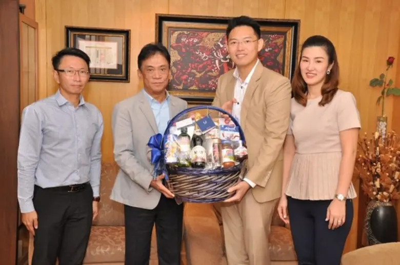 ทีมผู้บริหาร เบนซ์ ทีทีซี เยี่ยมสวัสดีปีใหม่ 2561 “บิ๊กทรี” วงการสื่อยานยนต์ไทย