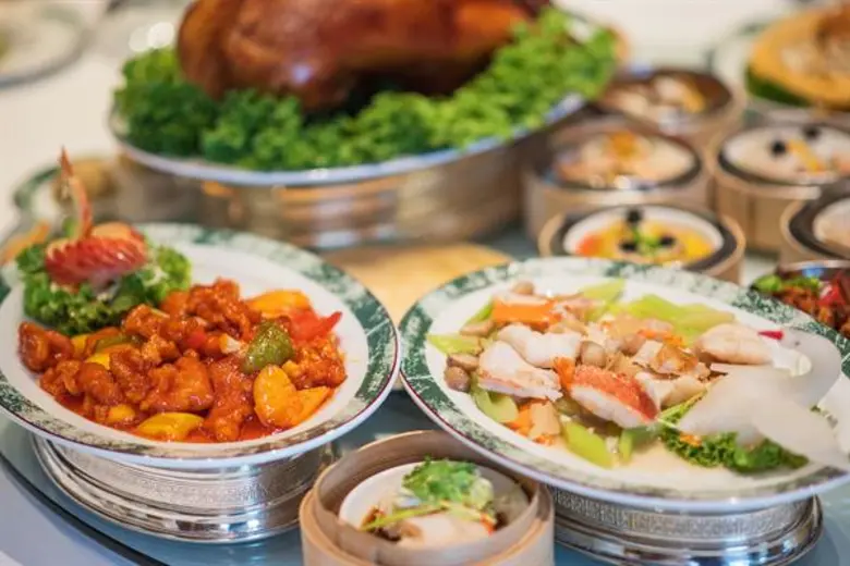 ชวนชิมสุดยอดเมนูจักรพรรดิ กับเซ็ตเมนูอาหารจีนกวางตุ้งสูตรดั้งเดิม ห้องอาหารจีนไดนาสตี้ โรงแรมเซ็นทาราแกรนด์ฯ เซ็นทรัลเวิลด์