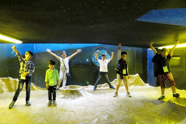 วันเด็กปีนี้ แบรนด์จูเนียร์ เปิดโลกวิทยาศาสตร์ให้น้องๆ สร้างเสริมความรู้