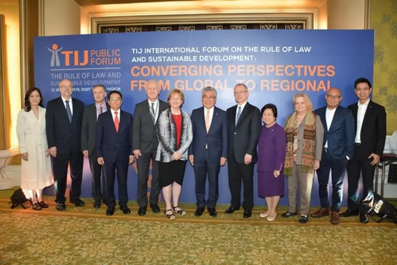 ศ. พิเศษ ดร. กิตติพงษ์ กิตยารักษ์ ผู้อำนว...