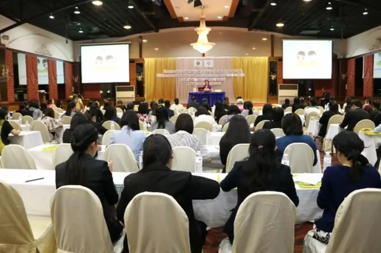 ผู้อำนวยการ พญ. มธุรดา สุวรรณโพธิ์ เปิดงาน