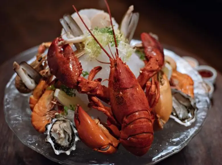 เฉลิมฉลองเทศกาลตรุษจีนปีจอ  ที่ โรงแรมอนันตรา สยาม กรุงเทพ 16 – 18 กุมภาพันธ์ 2561