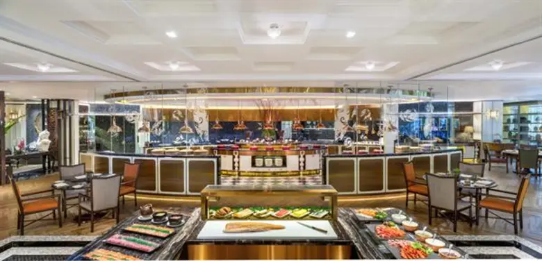 ฉลองค่ำคืนวันวาเลนไทน์สุดพิเศษไปกับ บุฟเฟ่ต์นานาชาติมื้อค่ำเลิศรส  ณ ห้องอาหาร เดอะ เรนทรี คาเฟ่ โรงแรม ดิ แอทธินี โฮเทล แบงค็อก, อะ ลักซ์ชูรี คอลเล็คชั่น โฮเทล