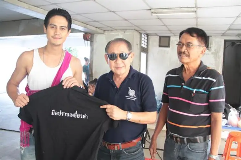 ตีแผ่ชีวิตจริงยิ่งกว่านิยายของตำรวจไทย จากปลายปากกาของ  “พ.ต.อ.บรรดล” ผู้ปิดบัญชีตี๋ใหญ่ ใน “มือปราบเหยี่ยวดำ”