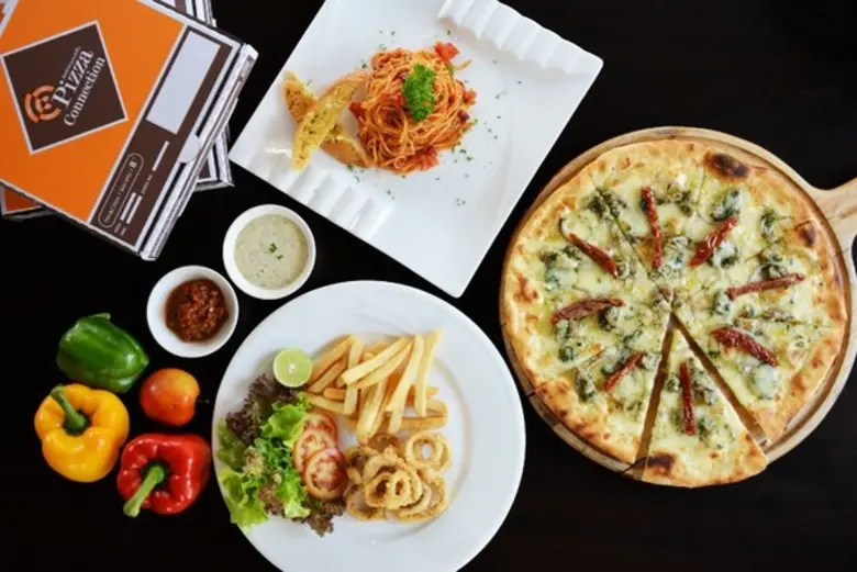 ห้องอาหารอิตาเลียน พิซซ่า คอนเน็คชั่นโรงแ...