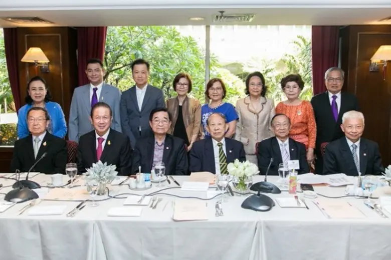 มูลนิธิหัวใจแห่งประเทศไทย ในพระบรมราชูปถั...