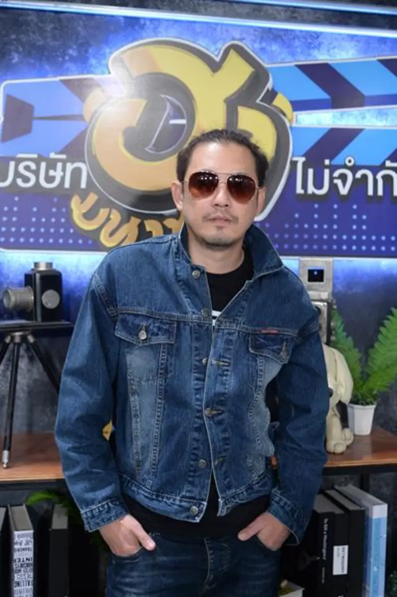 ทีวีไกด์: ซิทคอม "บริษัท ฮาไม่จำกัด ความจริงเปิดเผย!!! “หนุ่ม ศรราม” มีลูกแล้ว 4 คน