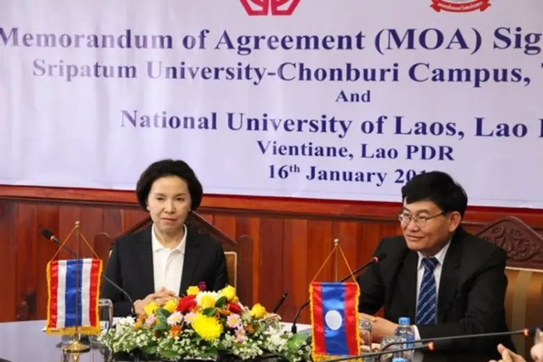 ม.ศรีปทุม ชลบุรี MOU ม.แห่งชาติลาว ผนึกกำลังร่วมผลิตบัณทิตคุณภาพสู่ตลาดแรงงานอาเซียน