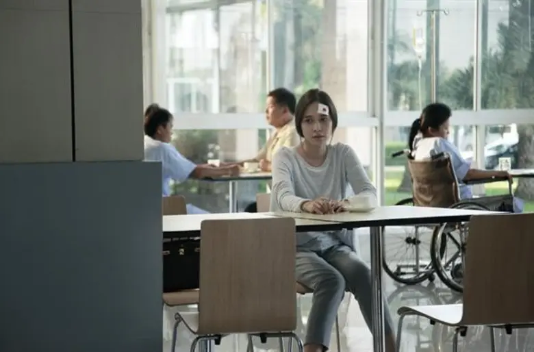 "พลอย เฌอมาลย์ บุญยศักดิ์" เป็นหนึ่งในนัก...