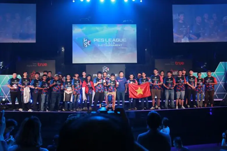 ญี่ปุ่นคว้าแชมป์ไปครอง กับ การแข่งขัน PES LEAUGUE ASIA 2v2 Tournament