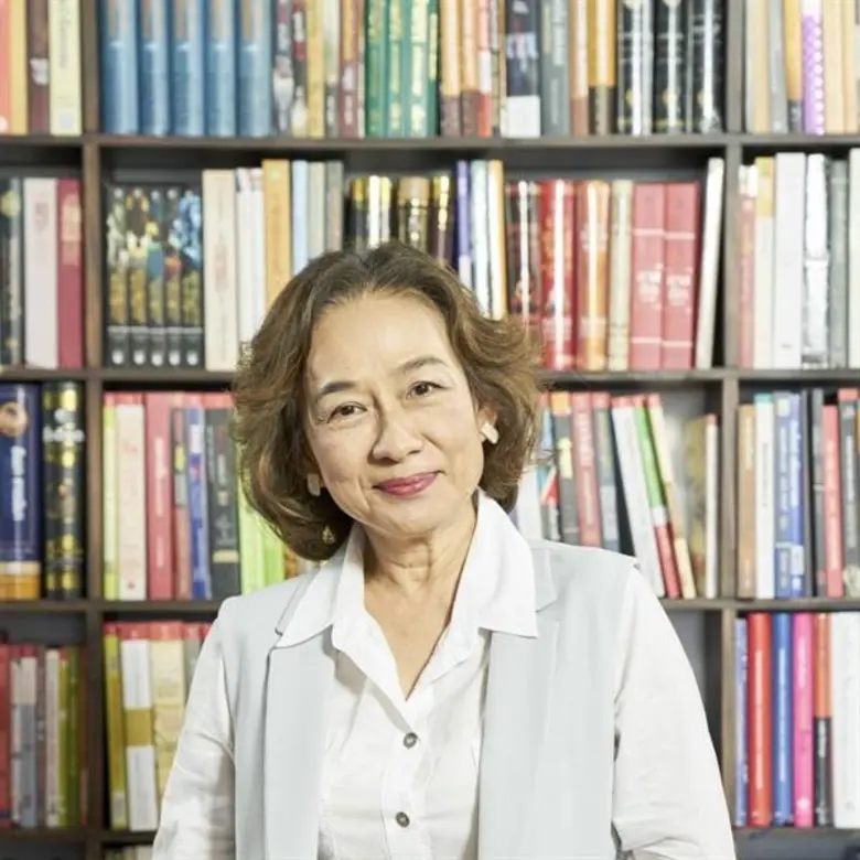 สุชาดาเผย ธุรกิจหนังสือปีจอปรับตัว เน้นการเติบโตอย่างมีคุณภาพ โซเชียลช่วยผลักดันหนังสือสู่ผู้อ่าน กลุ่มเด็ก-เยาวชน อ่านเยอะที่สุด วางนโยบายสนับสนุนการอ่านและธุรกิจหนังสืออย่างยั่งยืน