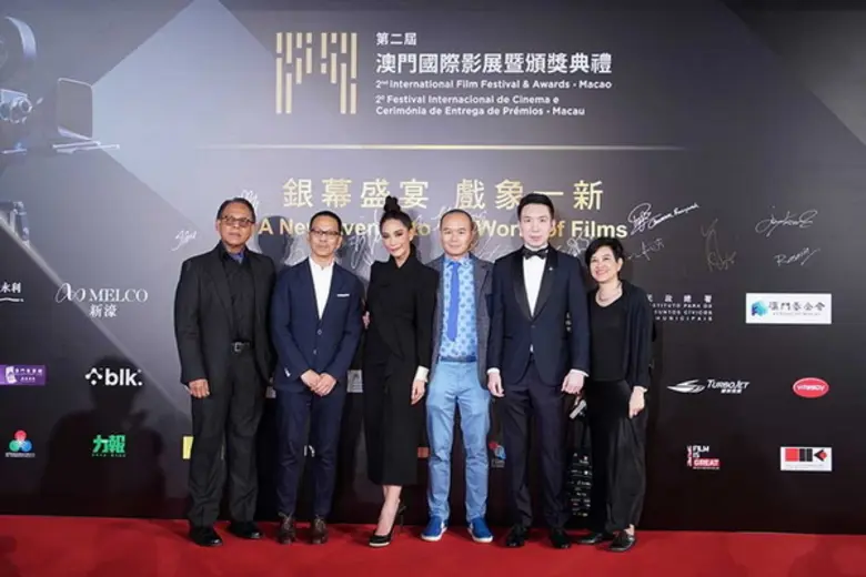 ภาพยนตร์ไทย “ Samui Song ไม่มีสมุยสำหรับเธอ “ โดยเป็นเอก รัตนเรือง ได้รับเลือกให้ฉายรอบการ์ล่า งานเทศกาลหนังมาเก๊า