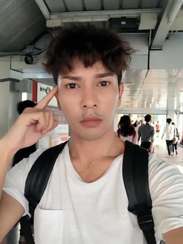 สาระล้วนๆ! เรารวบตึงมาให้... ใคร? ยังไง? ถึงจะเรียกว่า “Drag Queen”