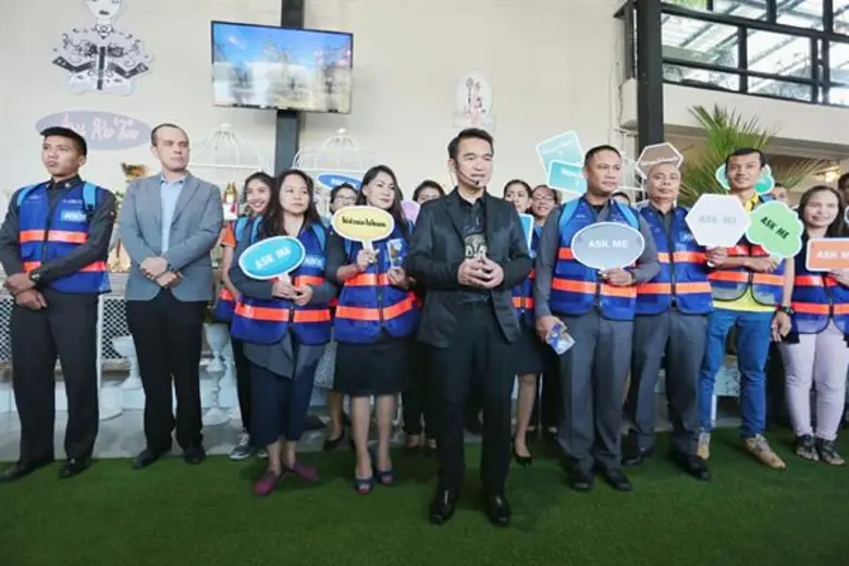 พร้อมรับ “แฟนบอล-มอเตอร์สปอร์ต”  “บุรีรัมย์” เร่งยกระดับด้านภาษาบุคลากร รับเปิดเมืองปี 2561